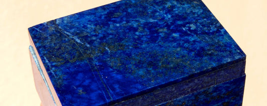 lapis, lapis lazuli, lapis lazuli crystal, lapis lazuli stone, lapis lazuli properties, lapis lazuli healing properties, lapis lazuli meaning, lapis lazuli zodiac