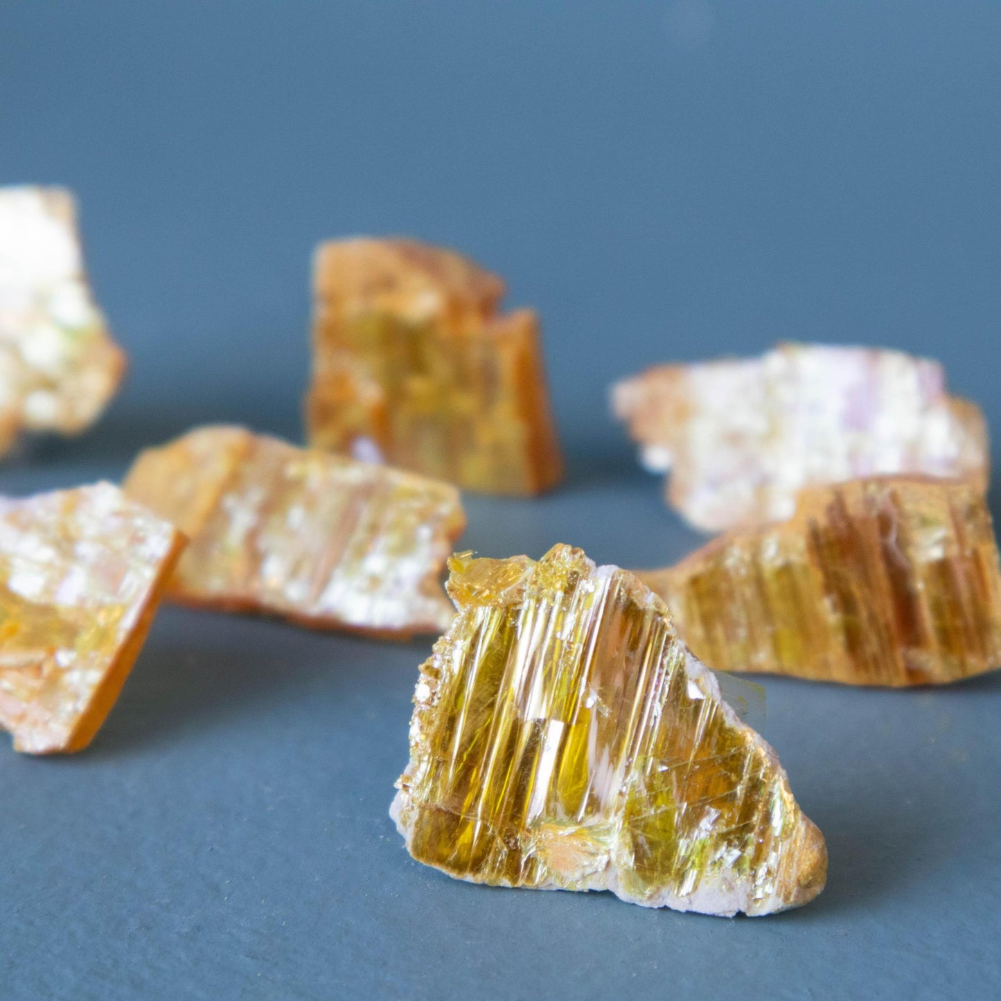 orpiment, orpiment specimen, crystal specimen, orpiment crystal, orpiment stone, orpiment meaning, orpiment properties