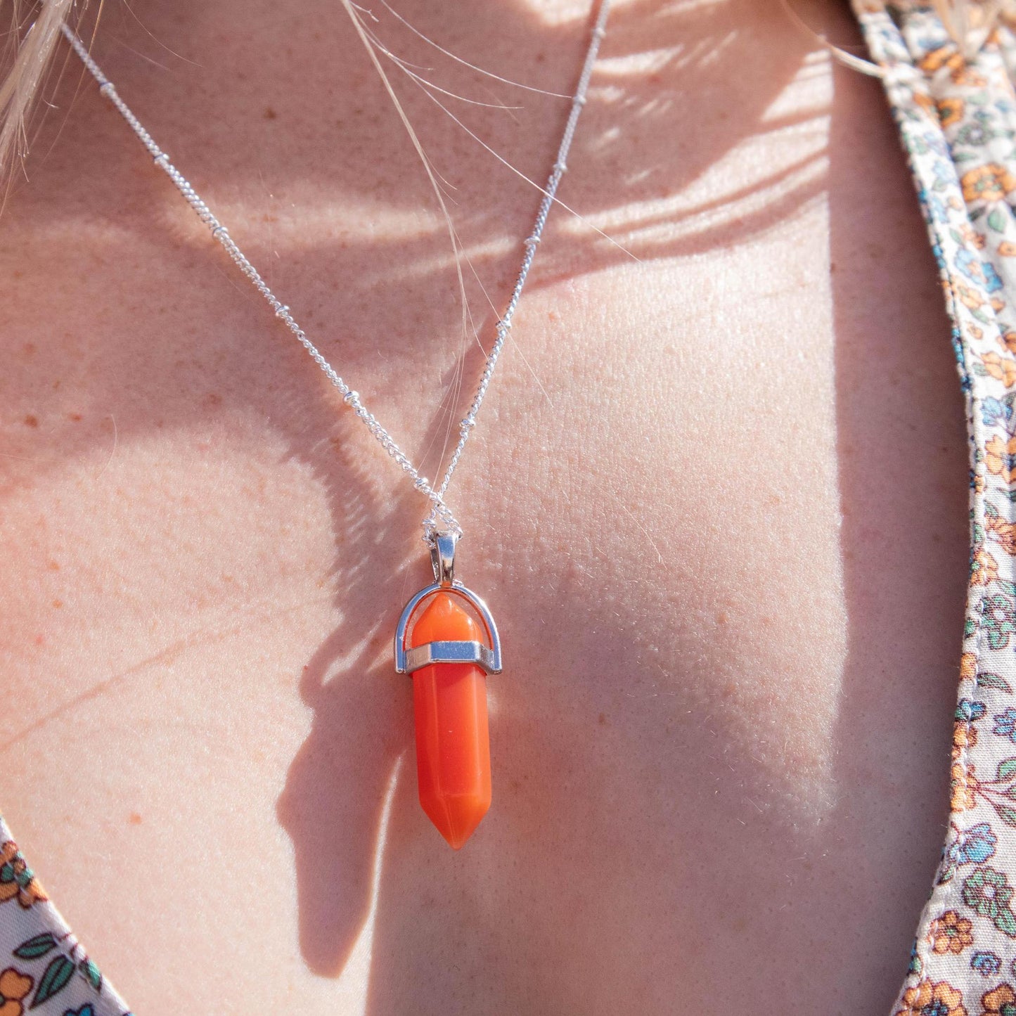 carnelian, carnelian pendant, carnelian drop pendant, crystal pendant, crystal drop pendant, carnelian crystal, carnelian jewelry, carnelian stone, carnelian properties, carnelian meaning