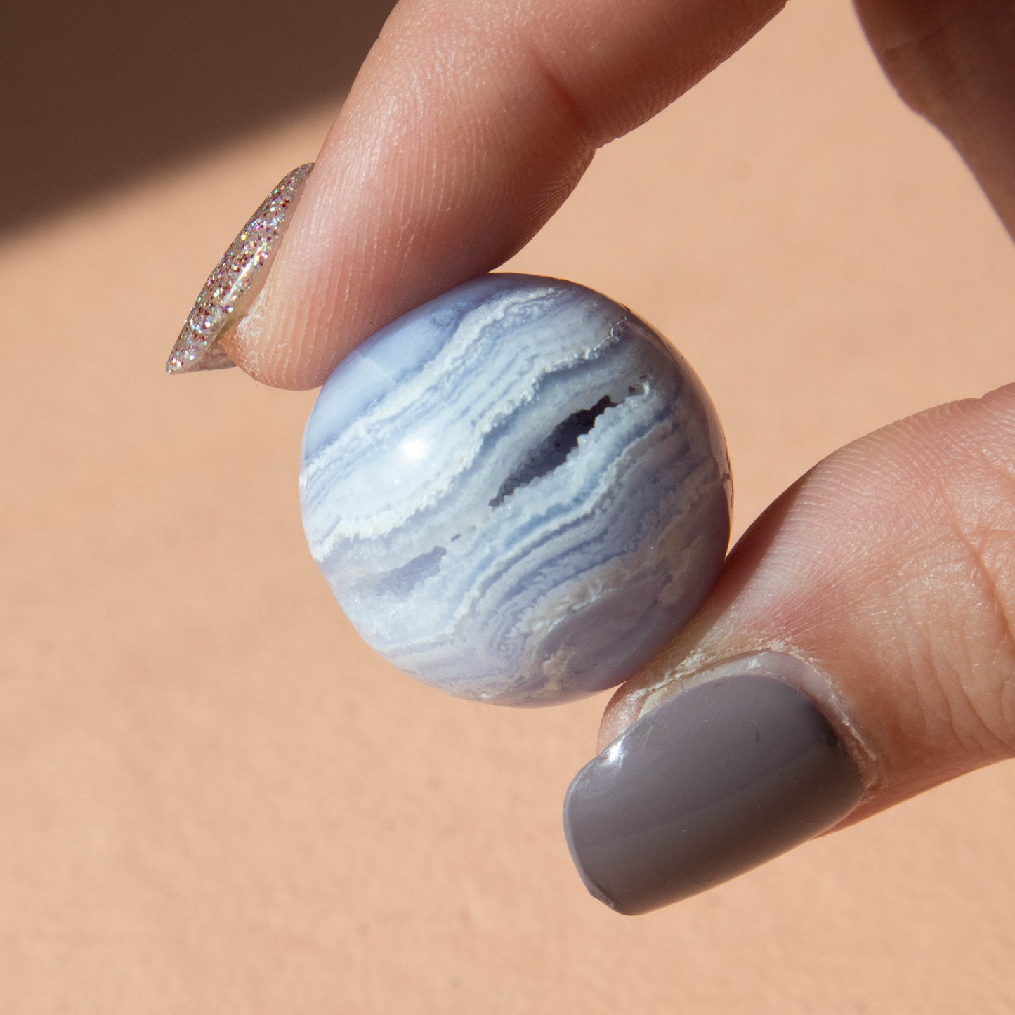 blue lace agate, blue lace agate sphere, crystal sphere, gemstone sphere, blue lace agate crystal, blue lace agate stone, blue lace agate gemstone, blue lace agate properties, blue lace agate healing properties, blue lace agate metaphysical properties, blue lace agate meaning