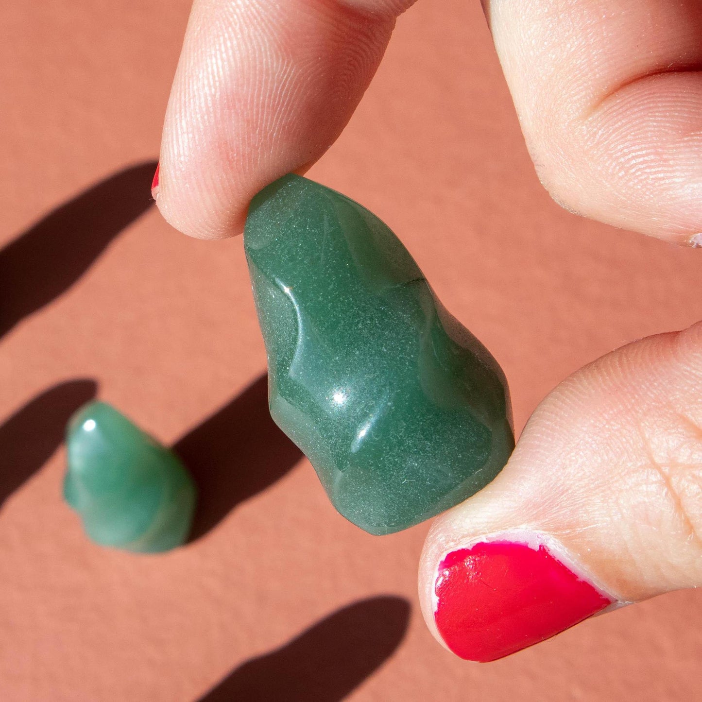 green aventurine, green aventurine flame, green aventurine mini flame, crystal flame, mini crystal flame, green aventurine crystal, green aventurine stone, green aventurine properties, green aventurine healing properties, green aventurine metaphysical properties, green aventurine meaning